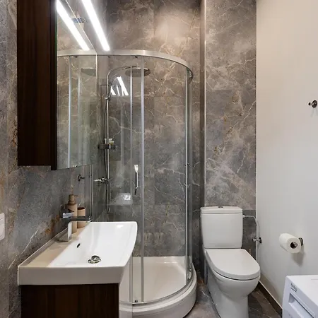 Stylish Gateway I Queen Bed & Relaxing Apartman