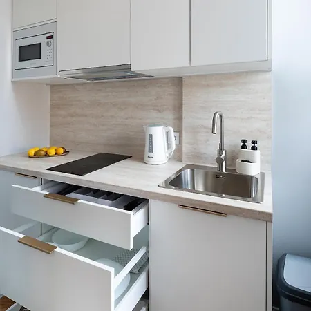 Stylish Gateway I Queen Bed & Relaxing Apartman