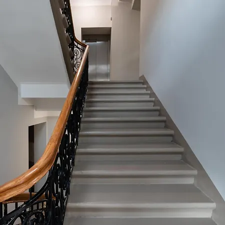 Stylish Gateway I Queen Bed & Relaxing Apartman Riga